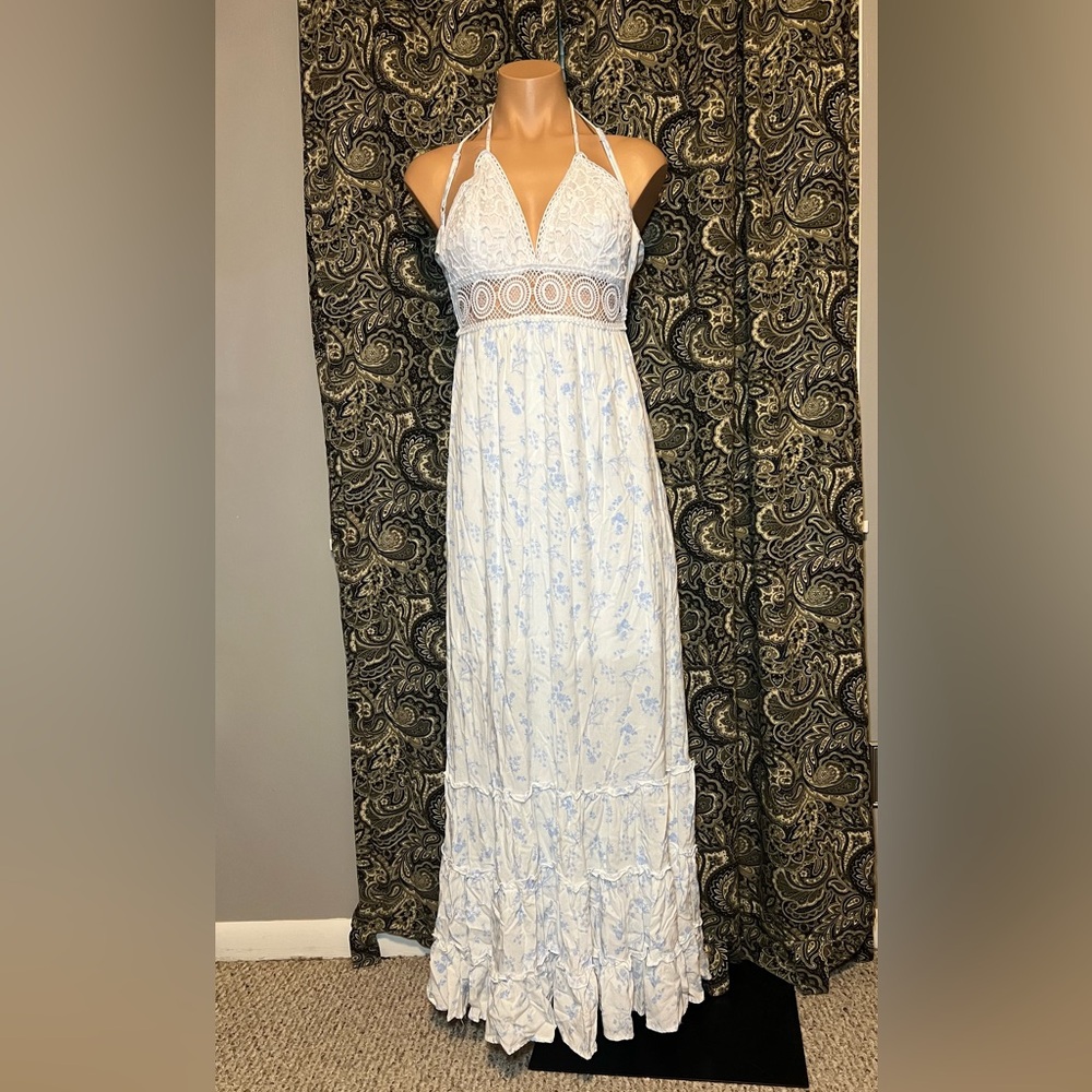 Rue 21 Blue and White Floral Maxi Dress